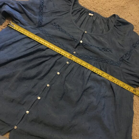 Blue Plentiful Pleats Billowing Sleeve Lace and Floral Texture Button Up Blouse - Picture 13 of 16